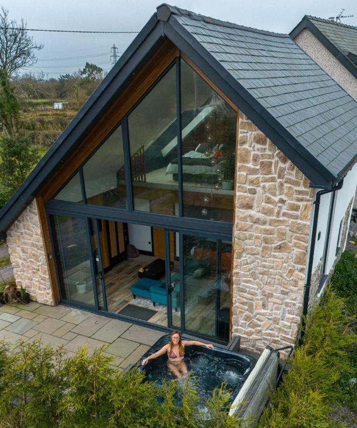 Plas Coch Luxury Barn Llanddeiniolen Exterior foto
